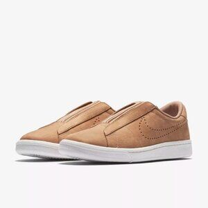 RARE FIND! Nike Tennis Classic Ease "Dusted Clay" (W 8)